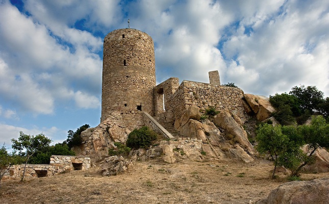 El castell de Burriac, a Cabrera de Mar