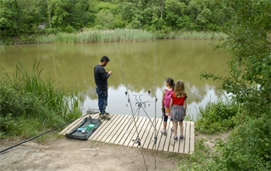 Pescant a l'embassament d'Olost