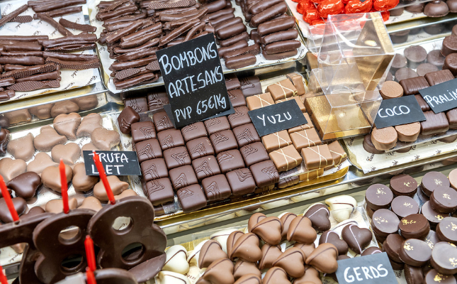 Xocolates Torras és una de les fàbriques de xocolata més antigues del país