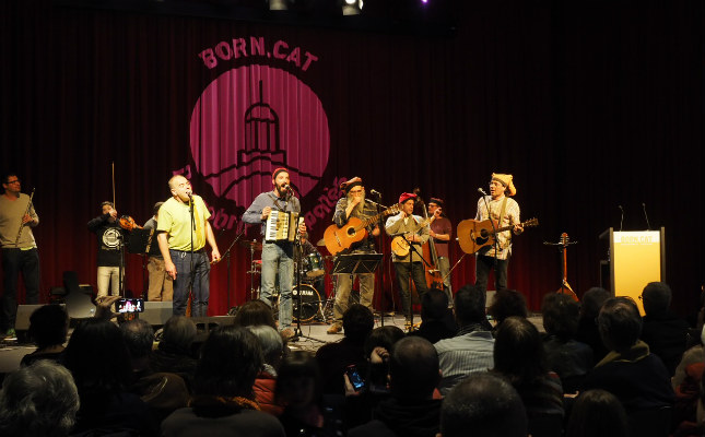 Música de Randellaires en el Born.cat del Ripollès.