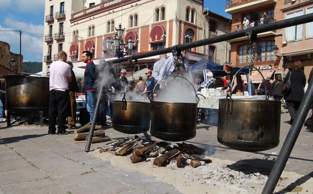 Mercat de l’Olla de Caldes de Montbui Mercat de l’Olla de Caldes de Montbui