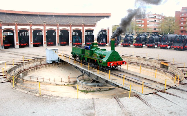 La rotonda del Museu del Ferrocarril de Vilanova i la Geltrú