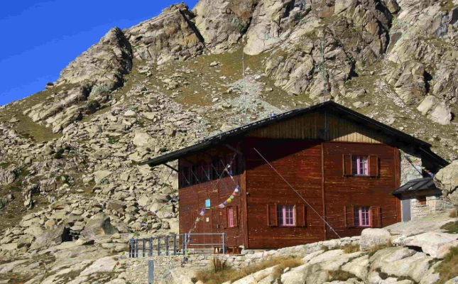 Exterior del refugi Colomina Exterior del refugi Colomina