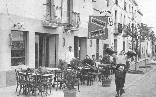 Imatge antiga dels Tres Porrons d'Abrera