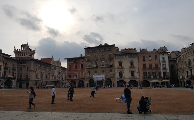 La plaça Major de Vic és un dels centres neuràlgics de la ciutat La plaça Major de Vic és un dels centres neuràlgics de la ciutat