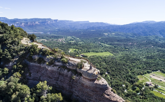 El Salt de la Minyona es troba a uns 832 m d’altitud - El Salt de la Minyona es troba a uns 832 m d'altitud