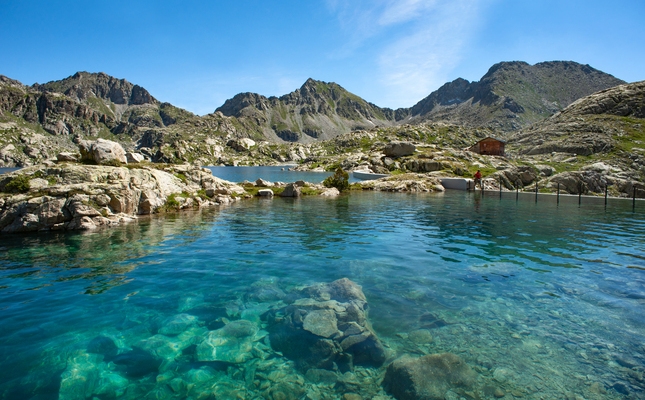 Vista de l’estany de Colomina, un dels estanys del Parc Nacional d’Aigüestortes i Estany de Sant Maurici - Vista de l'estany de Colomina, un dels estanys del Parc Nacional d'Aigüestortes i Estany de Sant Maurici Vista de l’estany de Colomina, un dels estanys del Parc Nacional d’Aigüestortes i Estany de Sant Maurici - Vista de l'estany de Colomina, un dels estanys del Parc Nacional d'Aigüestortes i Estany de Sant Maurici
