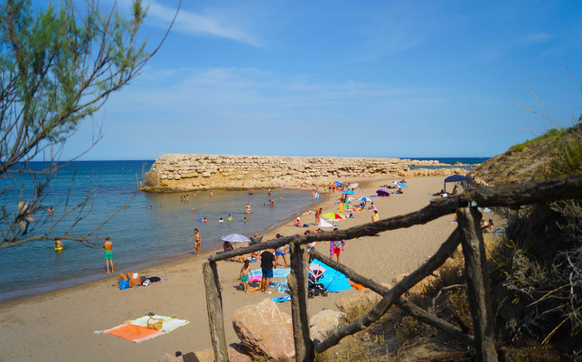 El moll queda dins el terme municipal de l’Escala El moll queda dins el terme municipal de l’Escala