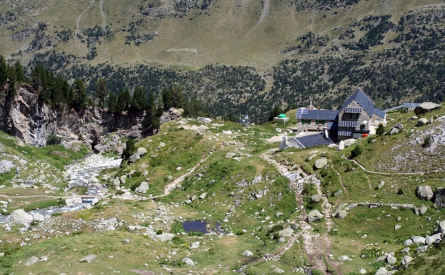 El refugi de la Renclusa, al Parc Natural Posets - Maladeta El refugi de la Renclusa, al Parc Natural Posets - Maladeta