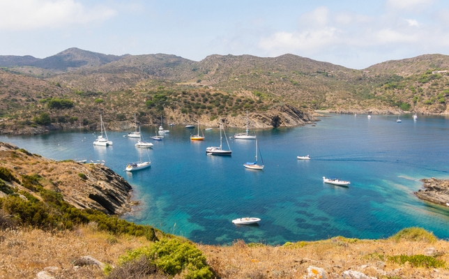 La unió de mar i muntanya, paisatge característic del cap de Creus La unió de mar i muntanya, paisatge característic del cap de Creus
