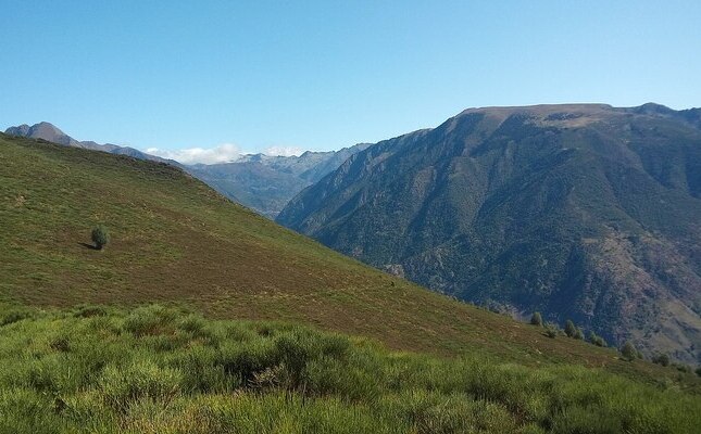 Una panoràmica de la vall de Cardós Una panoràmica de la vall de Cardós