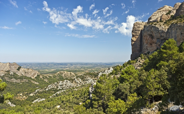 Les vertiginoses roques d’en Benet i el paisatge que les envolta Les vertiginoses roques d’en Benet i el paisatge que les envolta