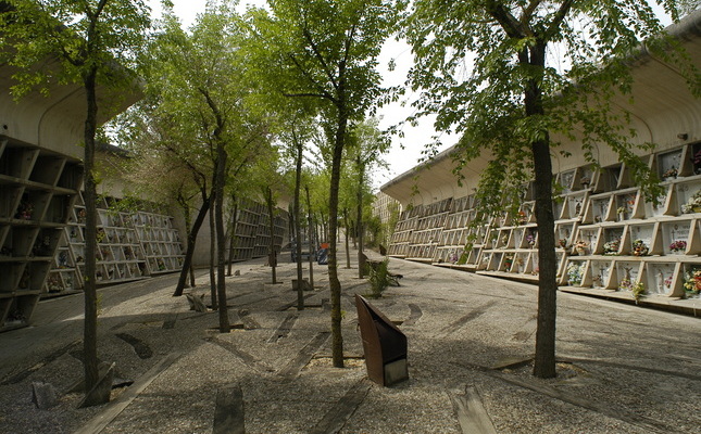 El cementiri d’Igualada, dels arquitectes Carme Pinós i Enric Miralles El cementiri d’Igualada, dels arquitectes Carme Pinós i Enric Miralles