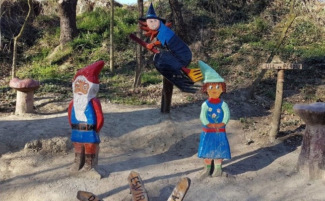 Els nans, protagonistes d’un dels diorames de la ruta del bosc encantat