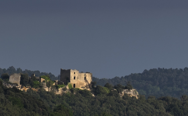 El castell de la Popa des de la llunyania El castell de la Popa des de la llunyania