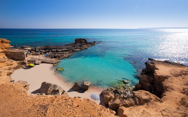 La cala d’en Baster La cala d’en Baster