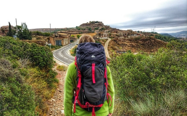 El Gr 175 porta fins al mirador de Forès El Gr 175 porta fins al mirador de Forès