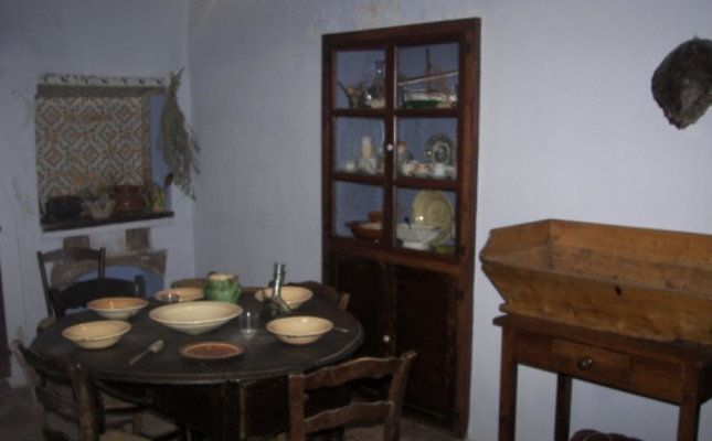 Can Cinto Xuà és una antiga casa de pescadors
