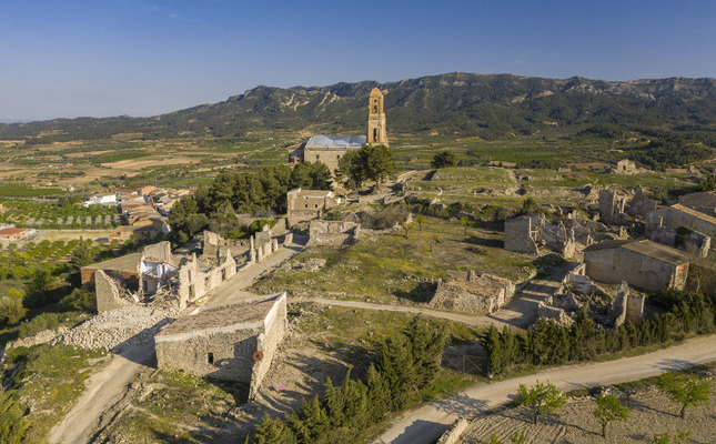 El poble vell de Corbera d'Ebre des de l'aire