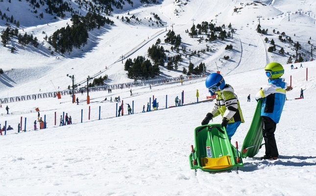 A punt per al descens en trineu a Vallter2000 A punt per al descens en trineu a Vallter2000