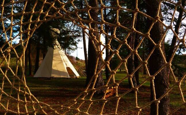 Un dels dos tipis del Tipi Camp de Seva