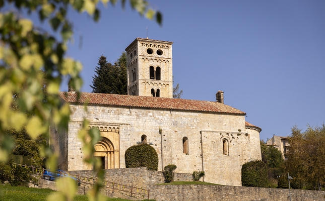 L'església romànica de Santa Cecília de Molló és BCIN des de 1979 L'església romànica de Santa Cecília de Molló és BCIN des de 1979