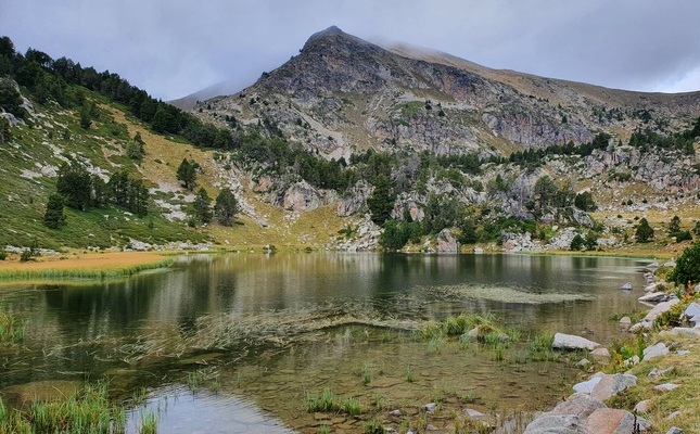 Els estanys de la Pera són uns dels llacs que recorre la ruta 'Els Estanys Amagats' Els estanys de la Pera són uns dels llacs que recorre la ruta 'Els Estanys Amagats'