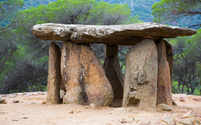 El dolmen de Vallgorguina El dolmen de Vallgorguina