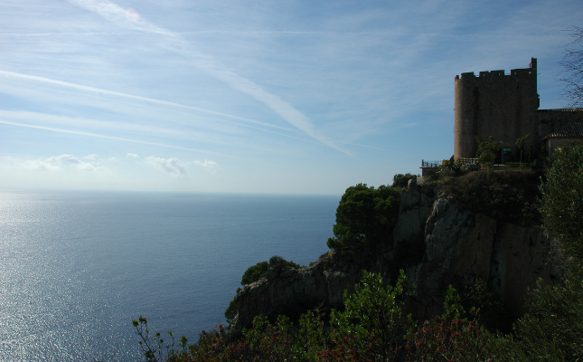 La torre de Sant Sebastià de la Guarda La torre de Sant Sebastià de la Guarda