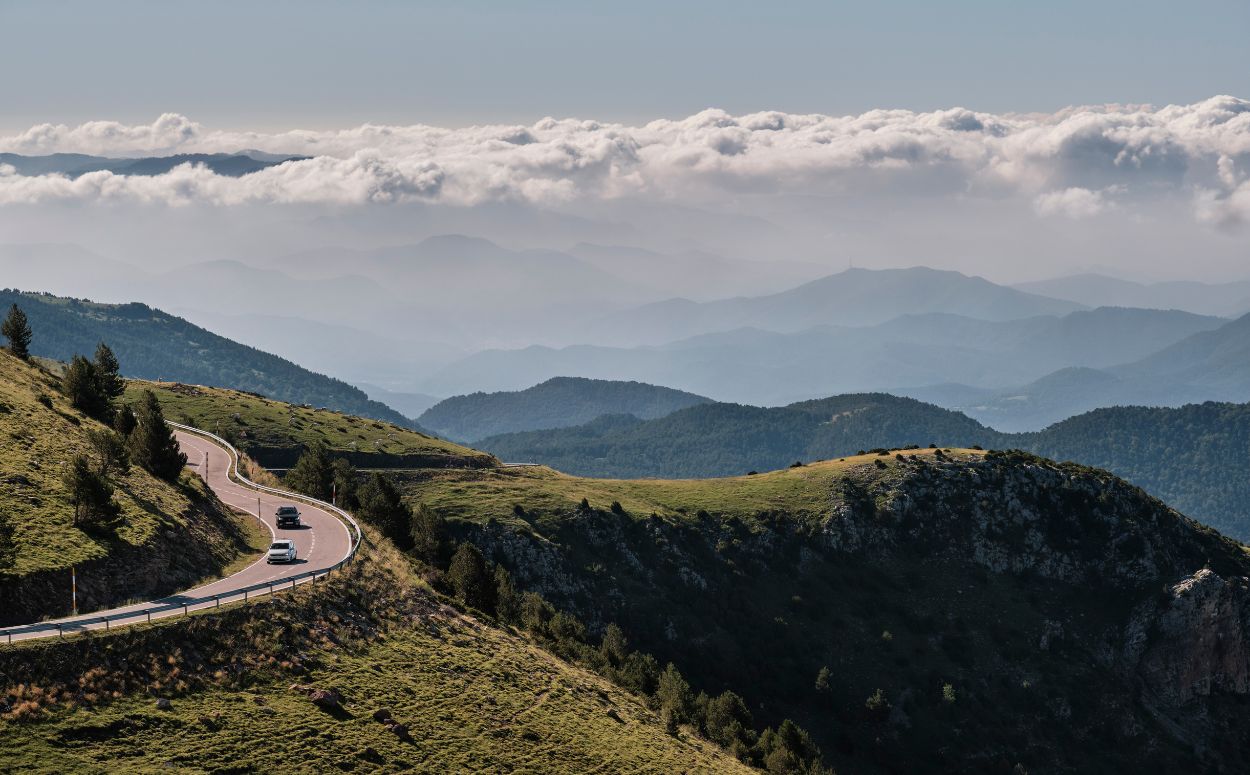 El Grand Tour de Catalunya passa per la carretera entre Castellar de n'Hug i la Cerdanya