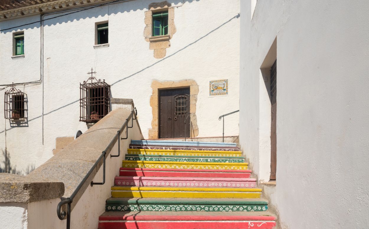 El nucli de Begur és ple de cases indianes