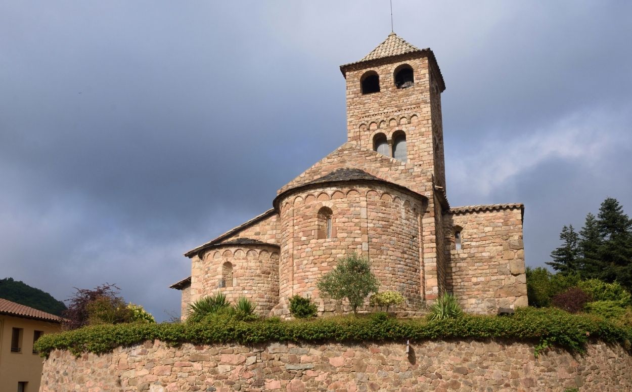 Església romànica a Espinelves Església romànica a Espinelves