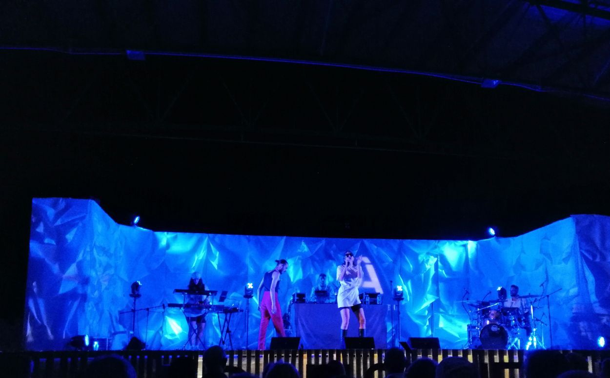 Concert de Queralt Lahoz, acompanyada del bailaor José Manuel Álvarez, al Dansàneu