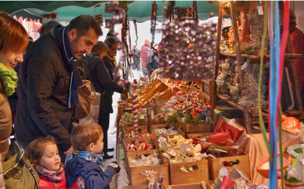 La fira del pessebre d'Olot és una cita imprescinble per als pessebristes