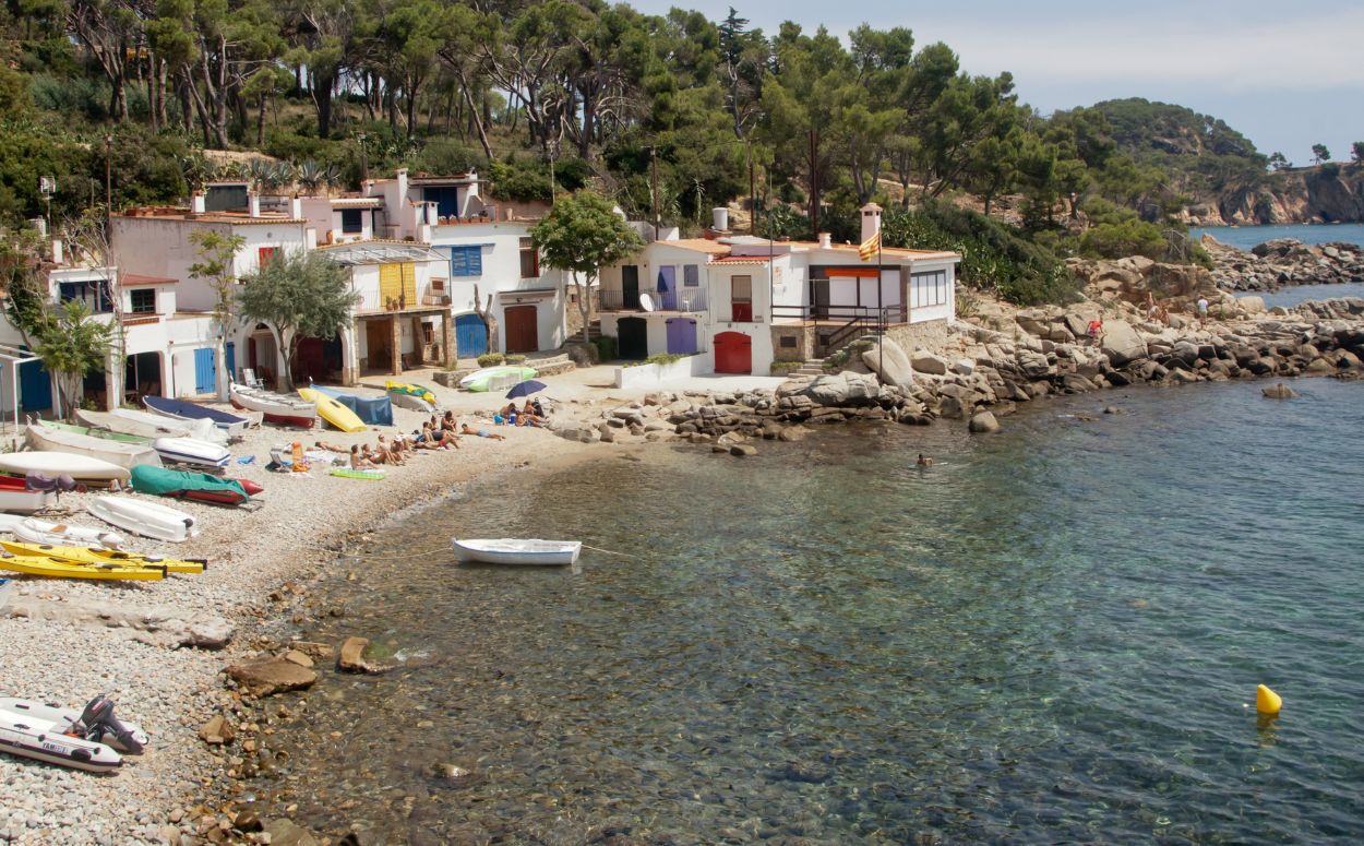 La cala s'Alguer de Palamós a la Costa Brava La cala s'Alguer de Palamós a la Costa Brava