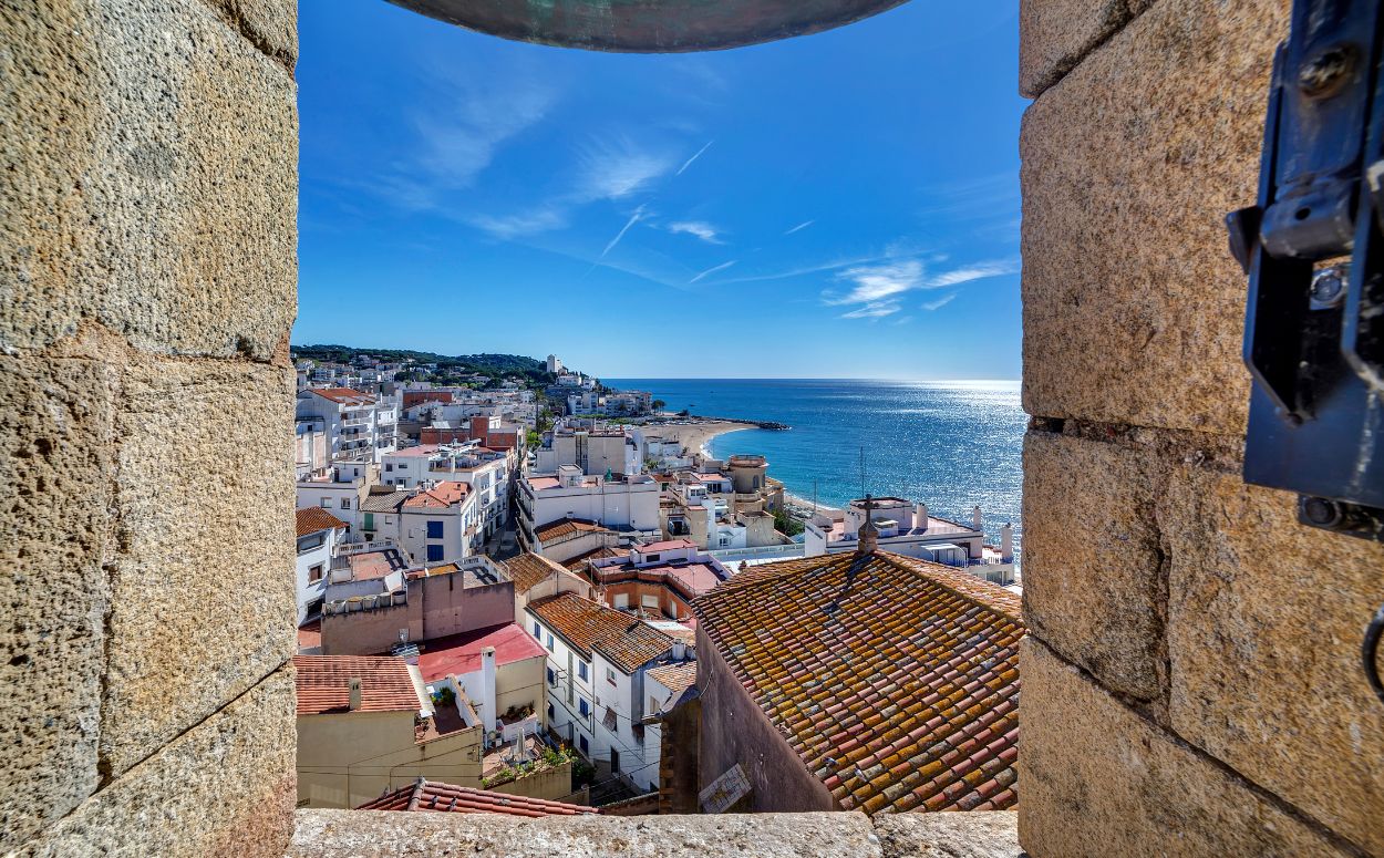 Sant Pol de Mar des del campanar de l'església de Sant Jaume. Sant Pol de Mar des del campanar de l'església de Sant Jaume.