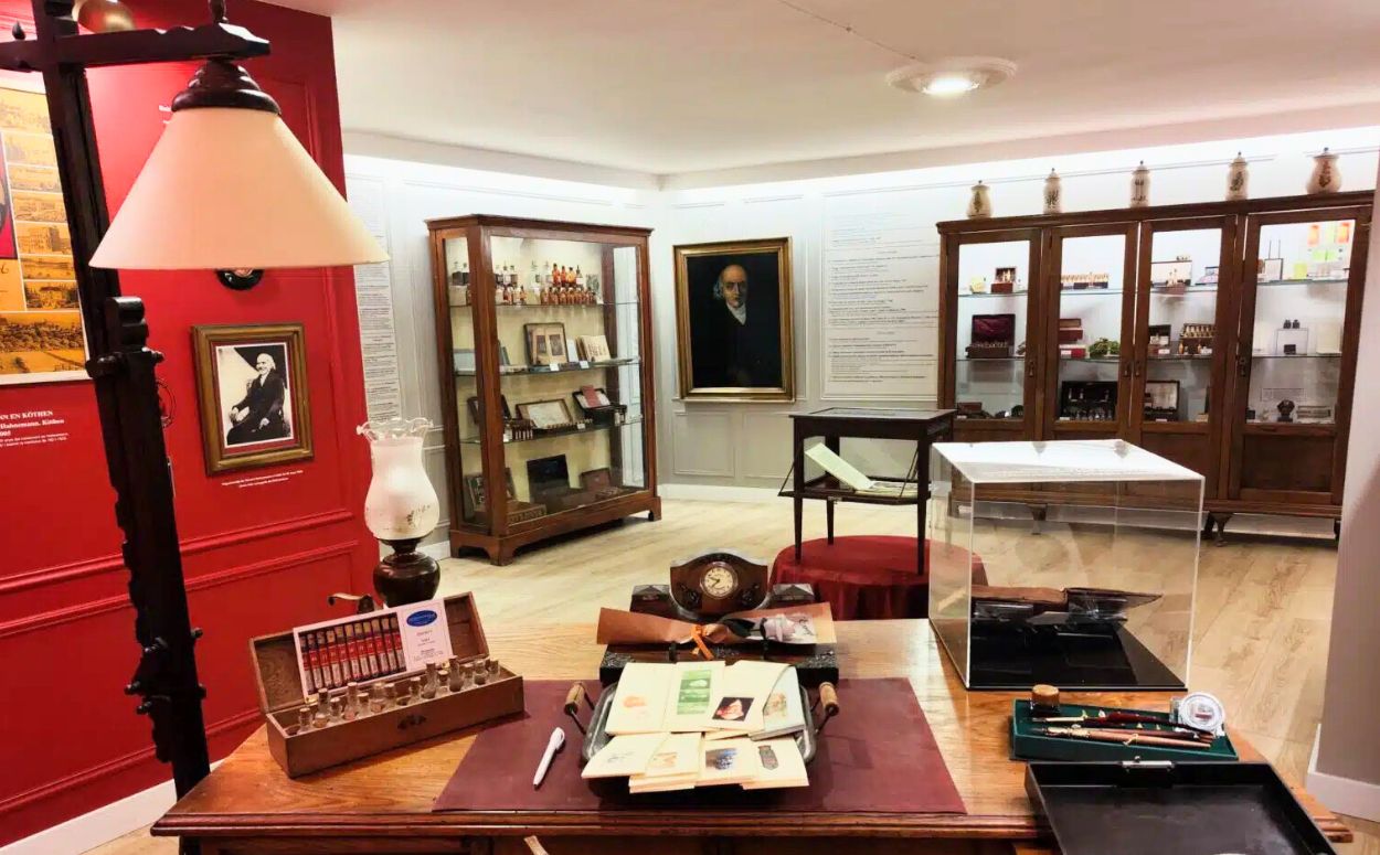 Interior del nou Museu de l’Homeopatia a la Seu d'Urgell