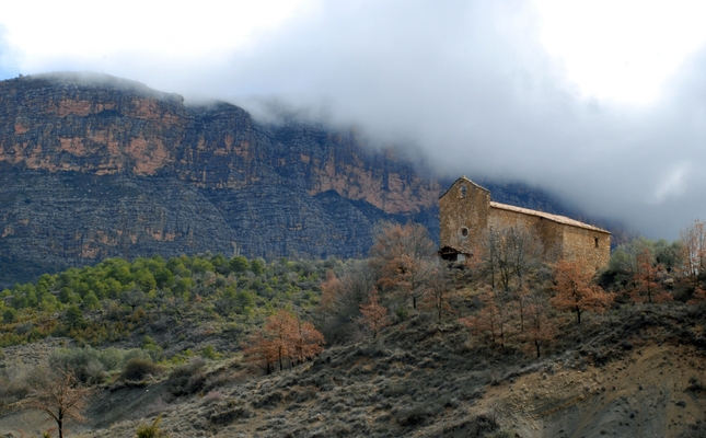 Un recorregut per la Conca de Dalt, al Pallars Jussà, que ens porta a Sant Martí de Canals i a la Font de la O
