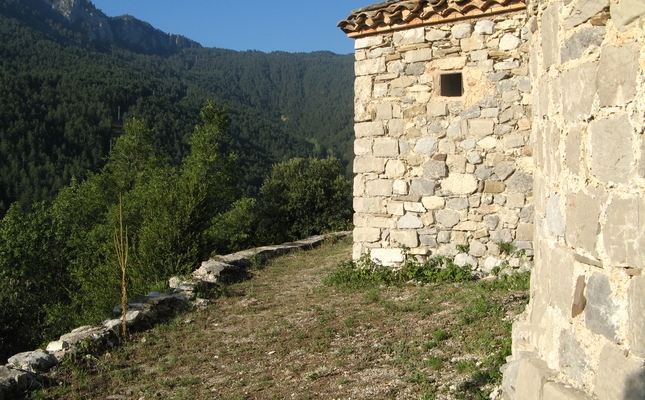 Segona etapa de l'itinerari que discorre entre el Santuari de Queralt i Bellver de la Cerdanya amb el catarisme, fenomen religiós del segle XII i XIII com a a element central.