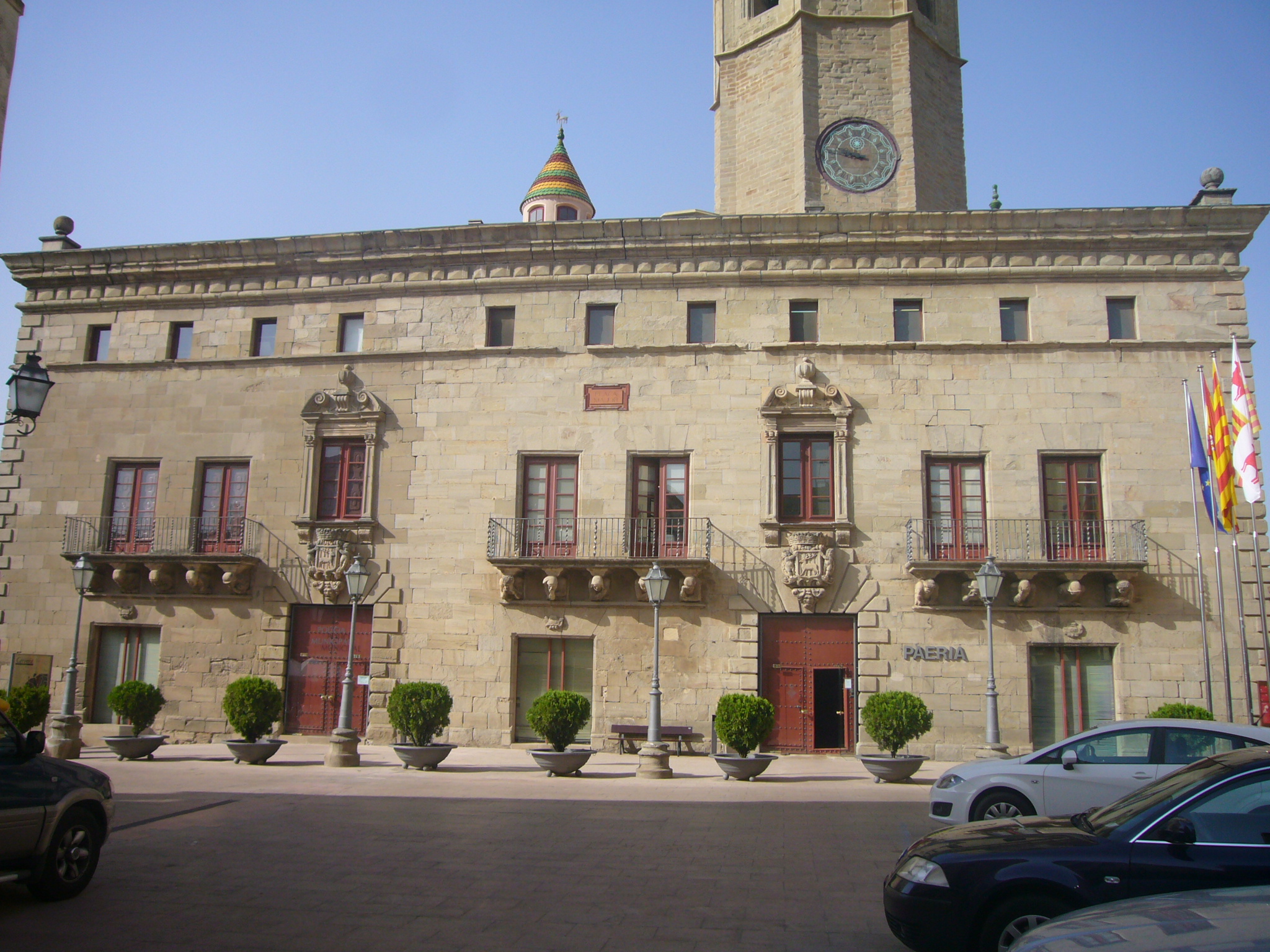 El majestuós edifici barroc de la Paeria de Cervera