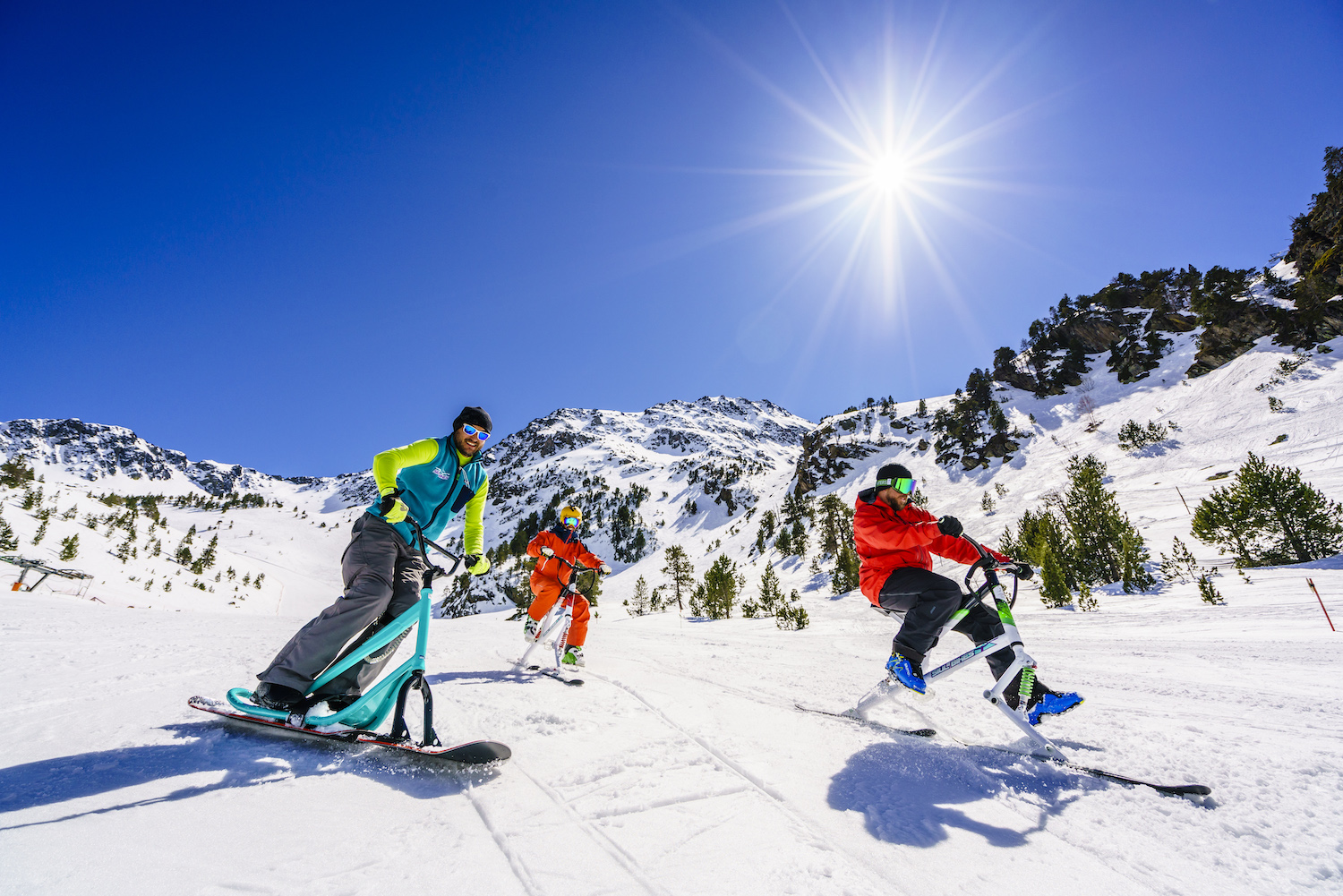 A les pistes de Vallnord Ordino-Arcalís es pot practicar el descens amb bicitrineu