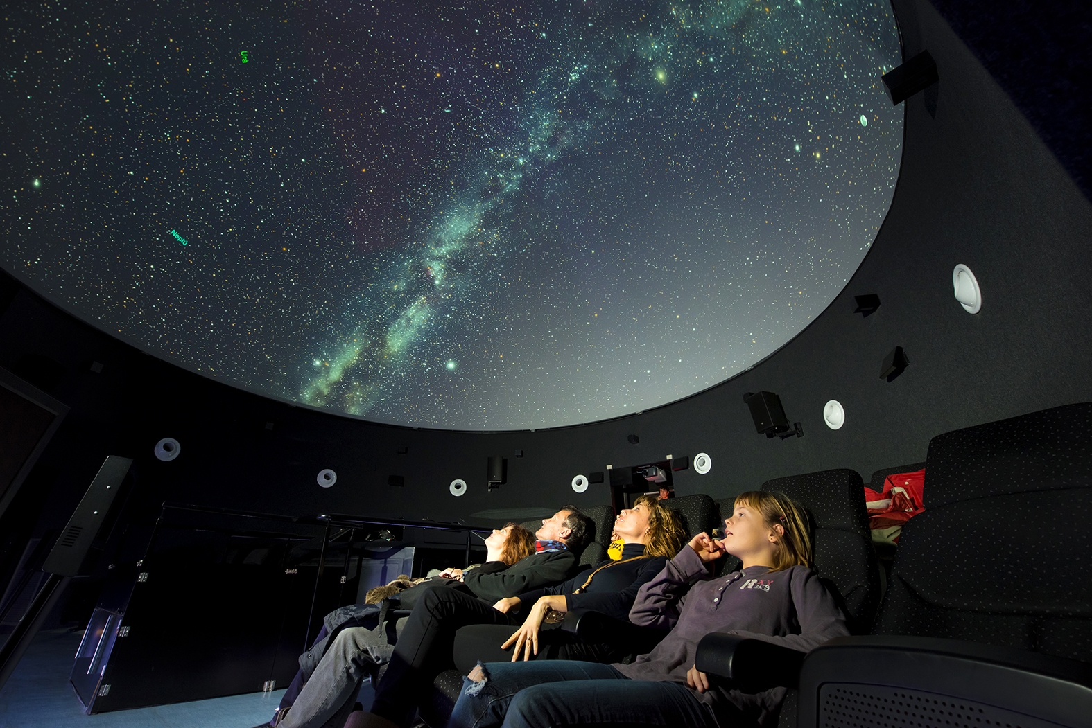 L'Ull del Montsec és una de les instal·lacions del Centre d’Observació de l’Univers.