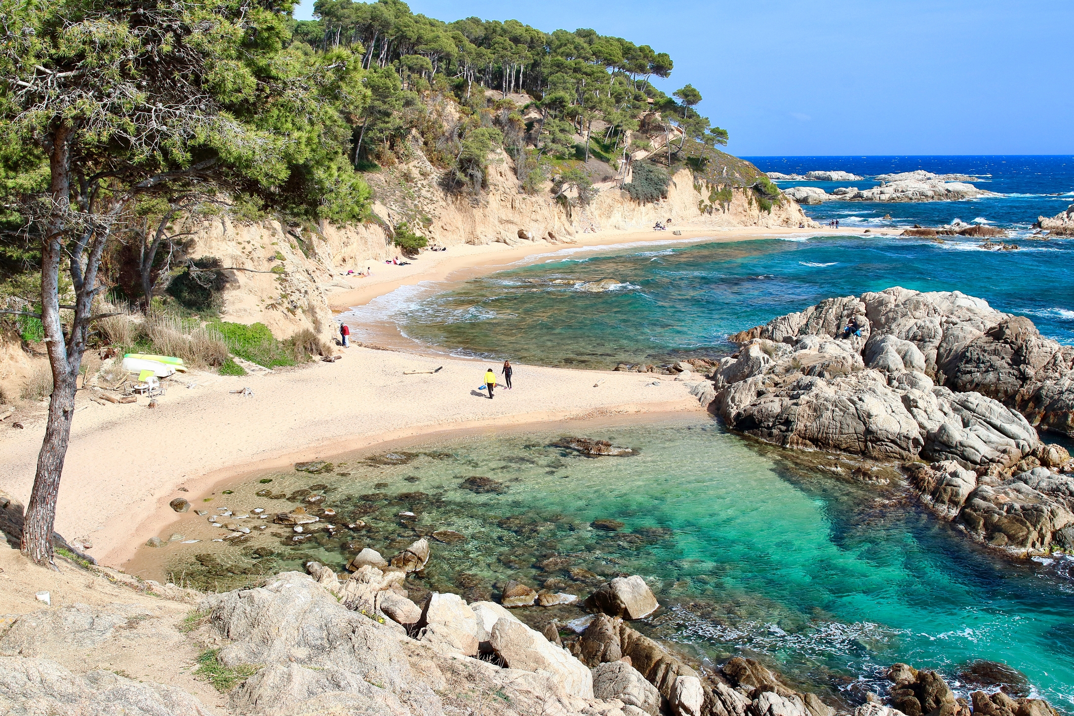 Platja amagada de Cala Estreta Platja amagada de Cala Estreta