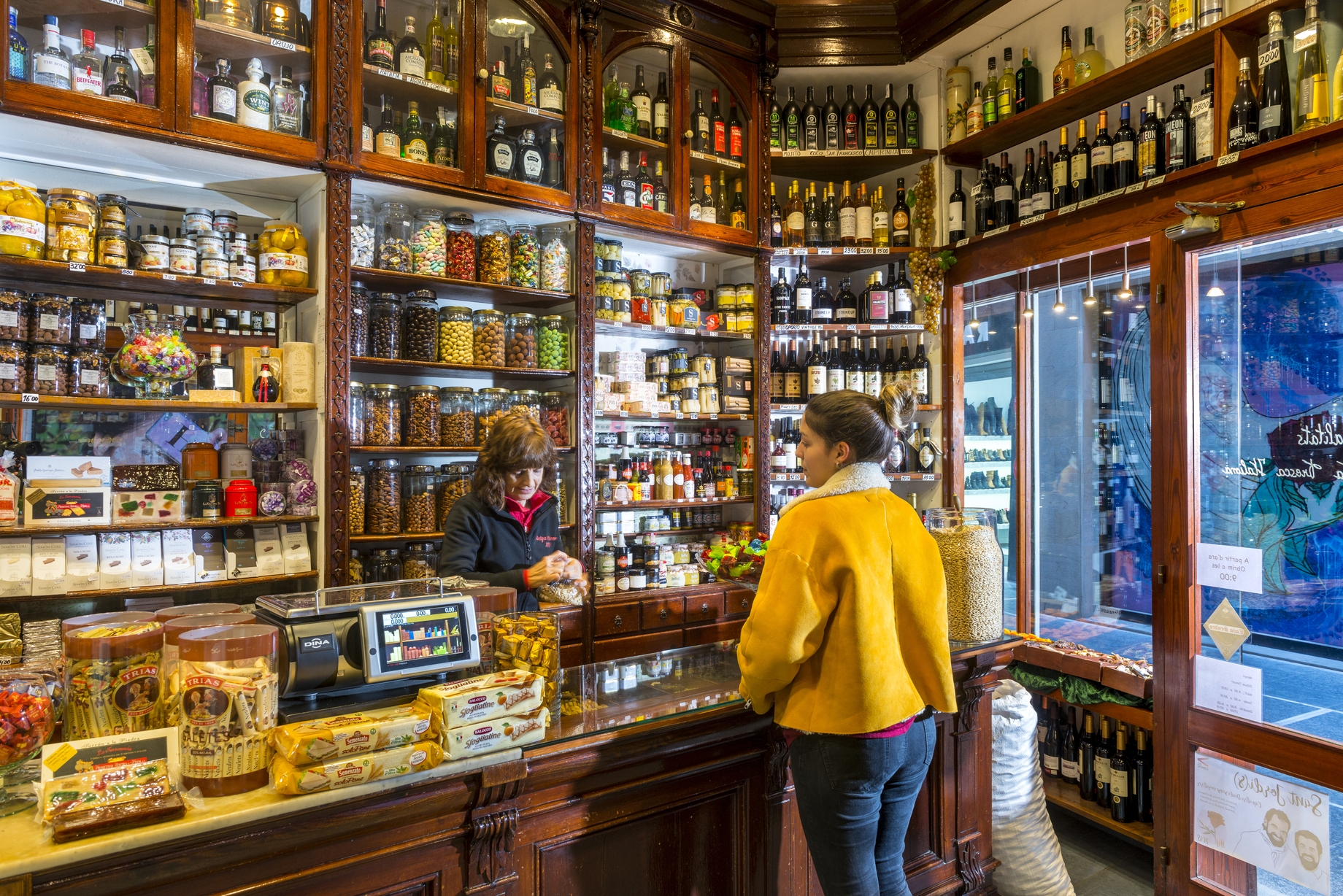 La botiga de queviures Antiga Vilanova, a Vic.
