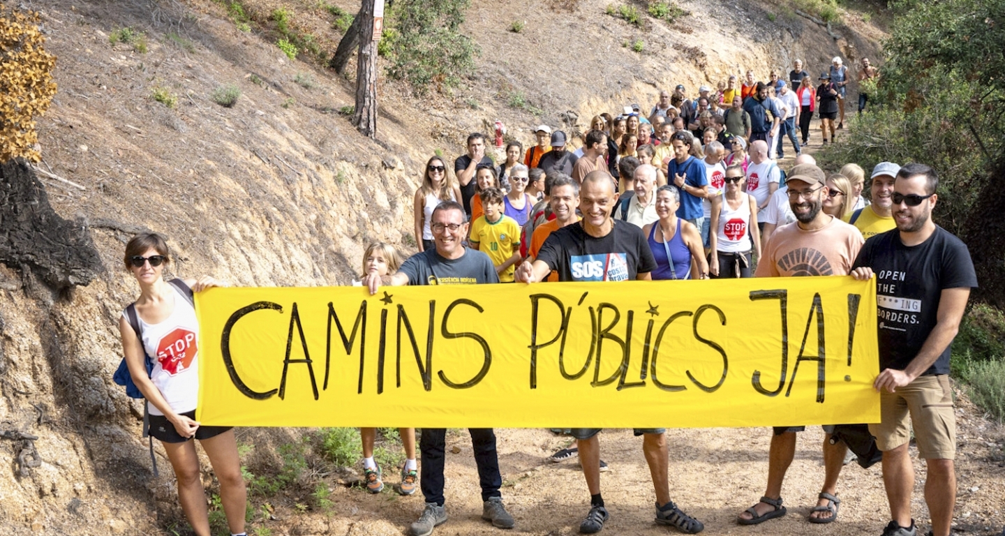 El 23 de setembre del 2023, SOS Costa Brava va convocar una excursió popular per exigir la reobertura del tram del camí de ronda que passa per Can Juncadella, entre cala Morisca i cala Canyelles El 23 de setembre del 2023, SOS Costa Brava va convocar una excursió popular per exigir la reobertura del tram del camí de ronda que passa per Can Juncadella, entre cala Morisca i cala Canyelles