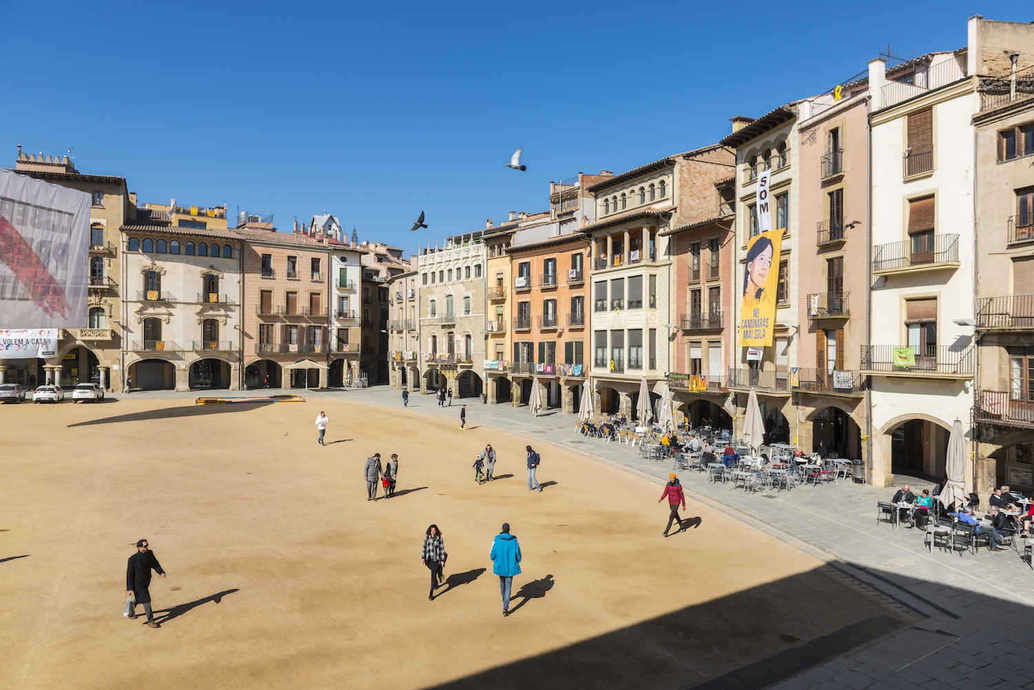 La plaça de Vic és un lloc de trobada i també de pas