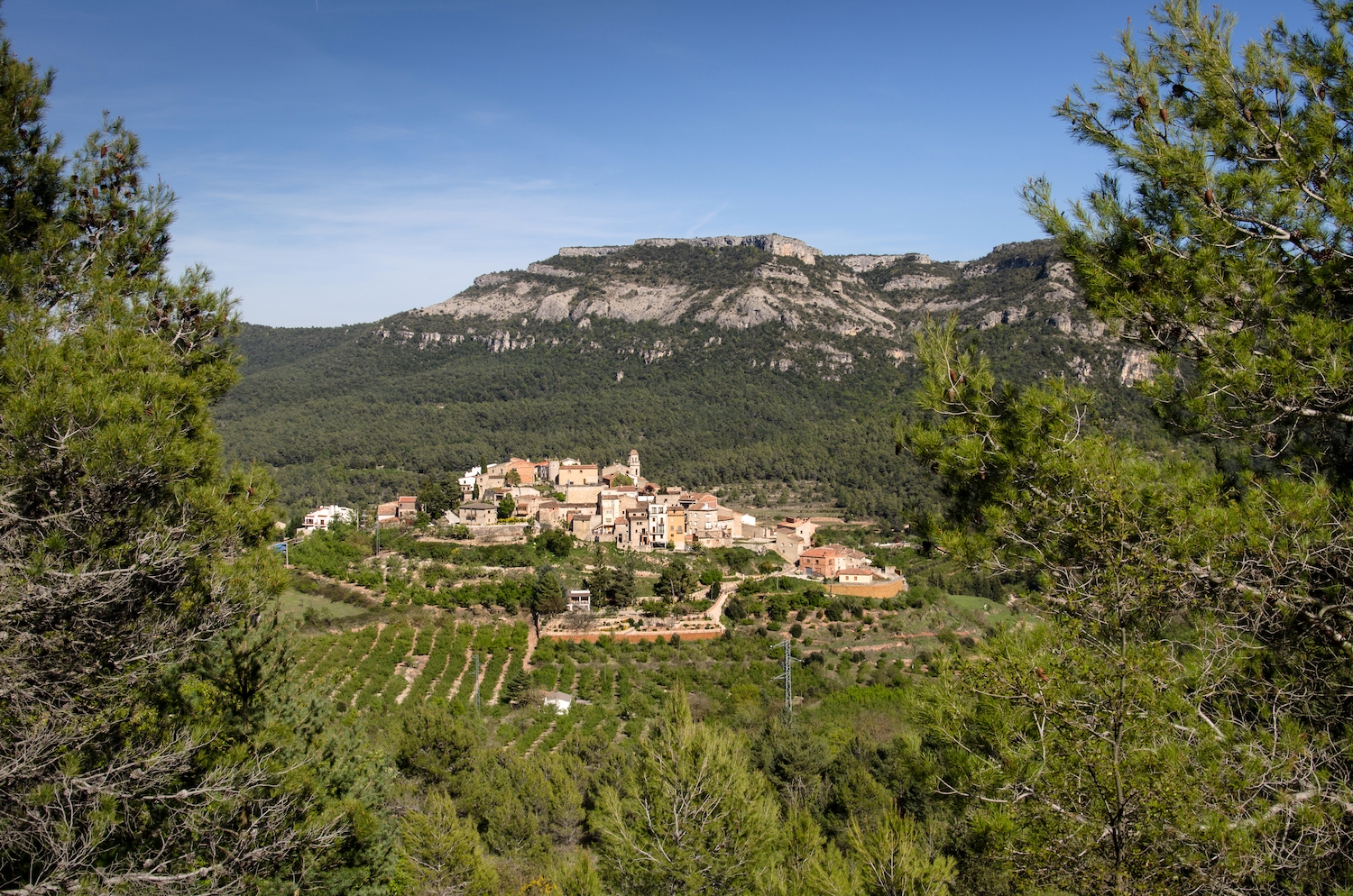 El poble de Capafonts es troba al cor de les muntanyes de Prades