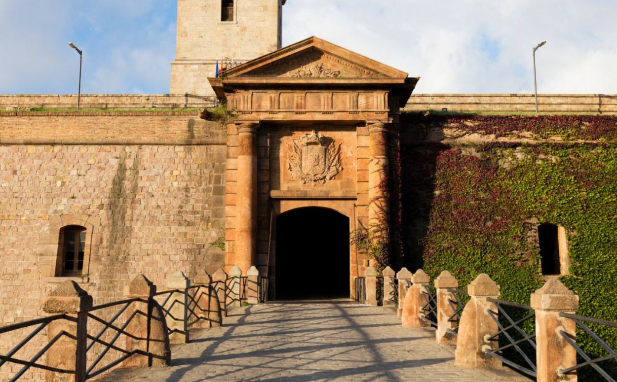 Entrada al castell de Montjuïc Entrada al castell de Montjuïc