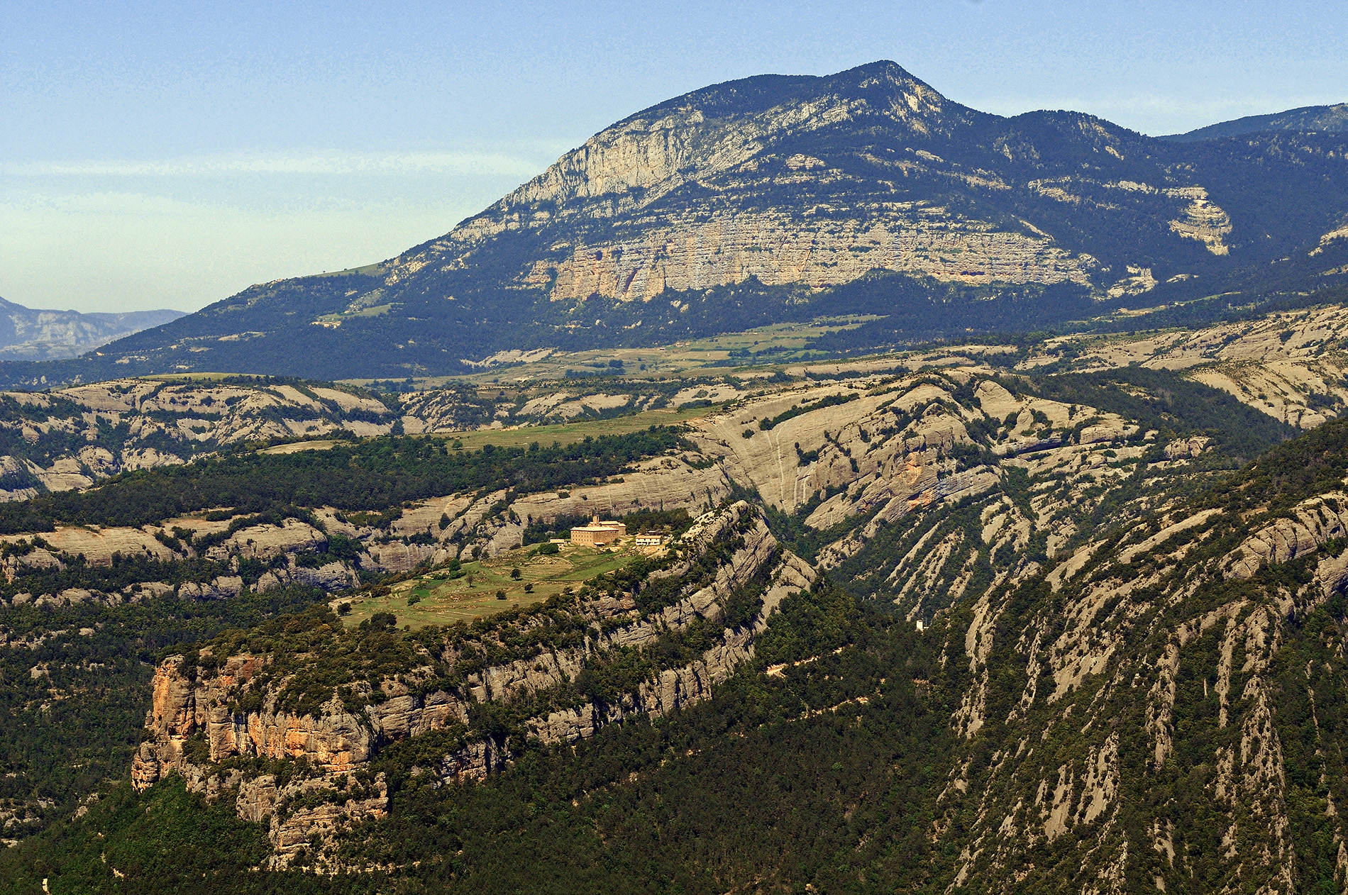 De camí cap al santuari de Lord, la vista sobre les muntanyes és magnífic