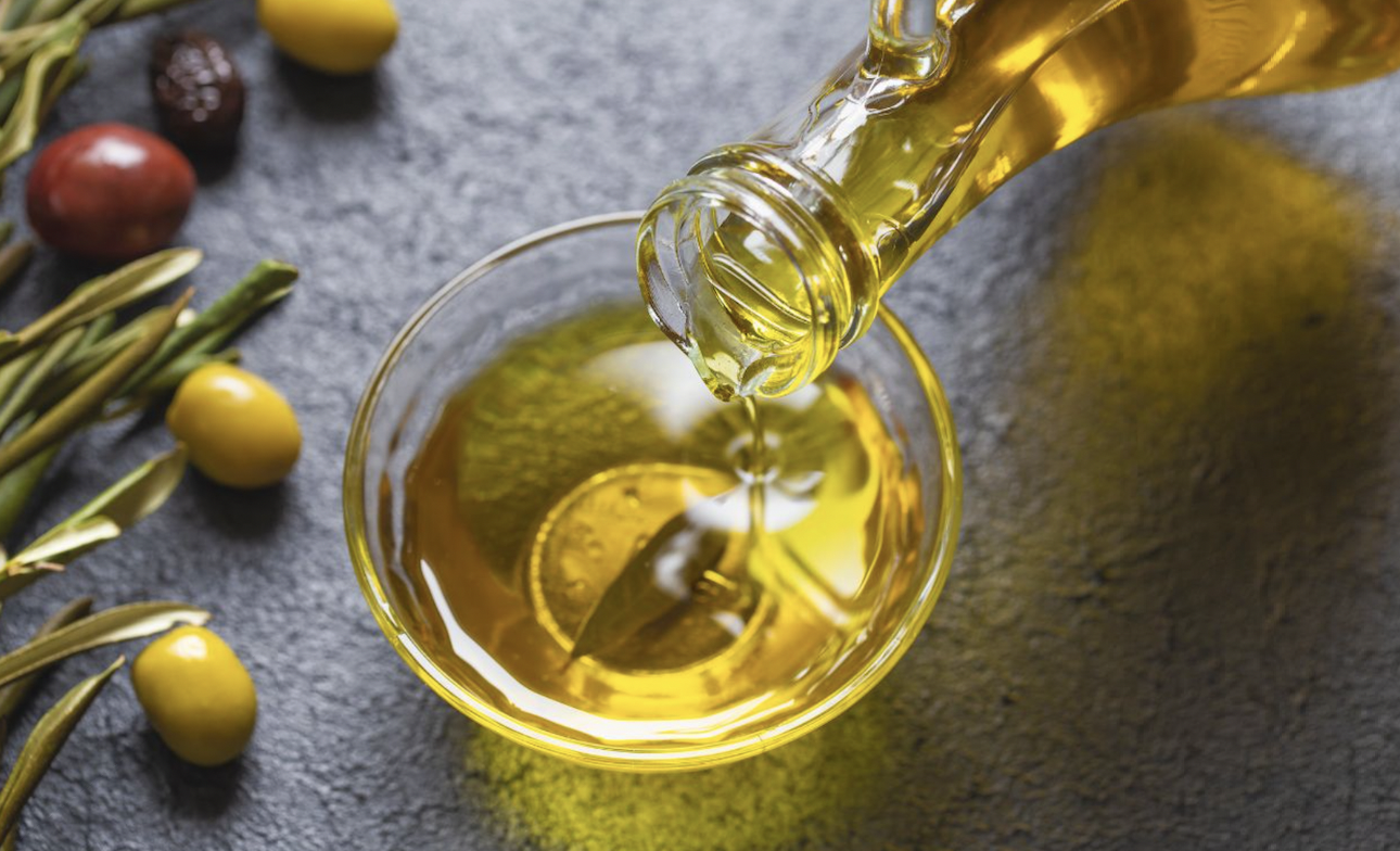 L'oli d'oliva verge extra és un dels productes més emblemàtics i valorats de la dieta mediterrània